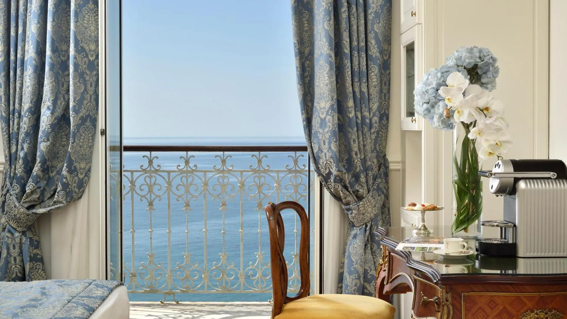 Royal Hotel Sanremo 5*,